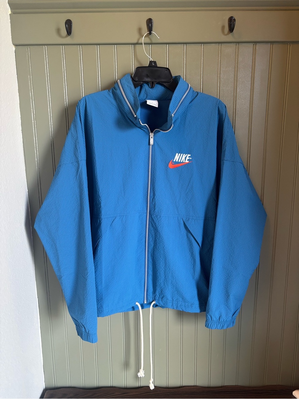 Nike Men’s Windbreaker Jacket